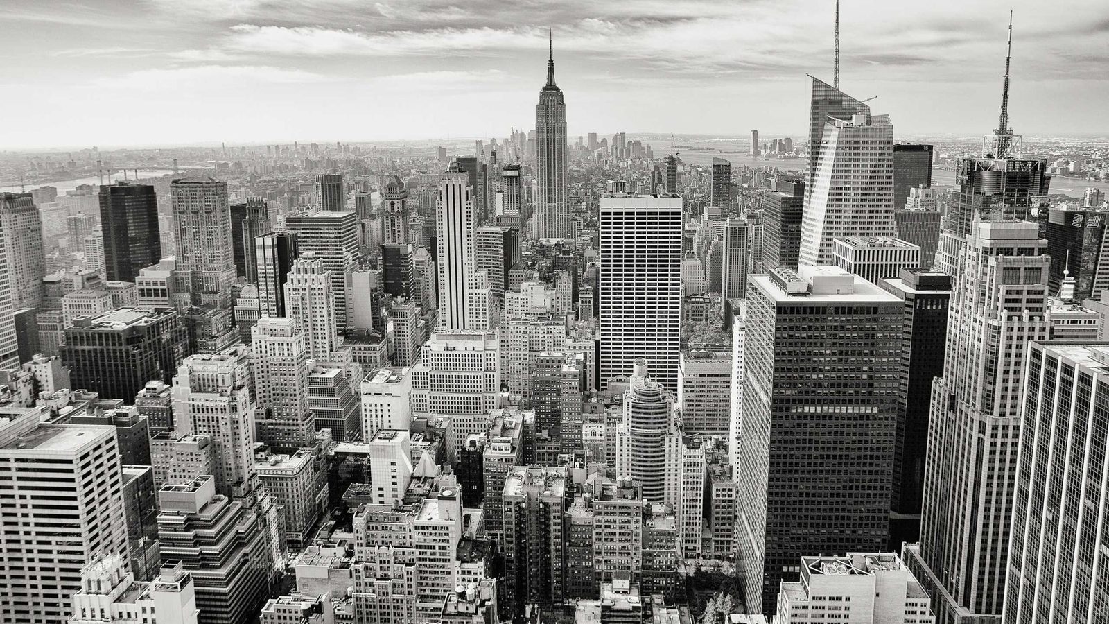 Vue aérienne d'un quartier d'affaires en noir et blanc